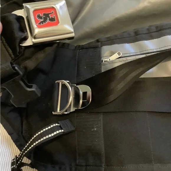 Like new chrome bag 24L - Picture 5 of 6